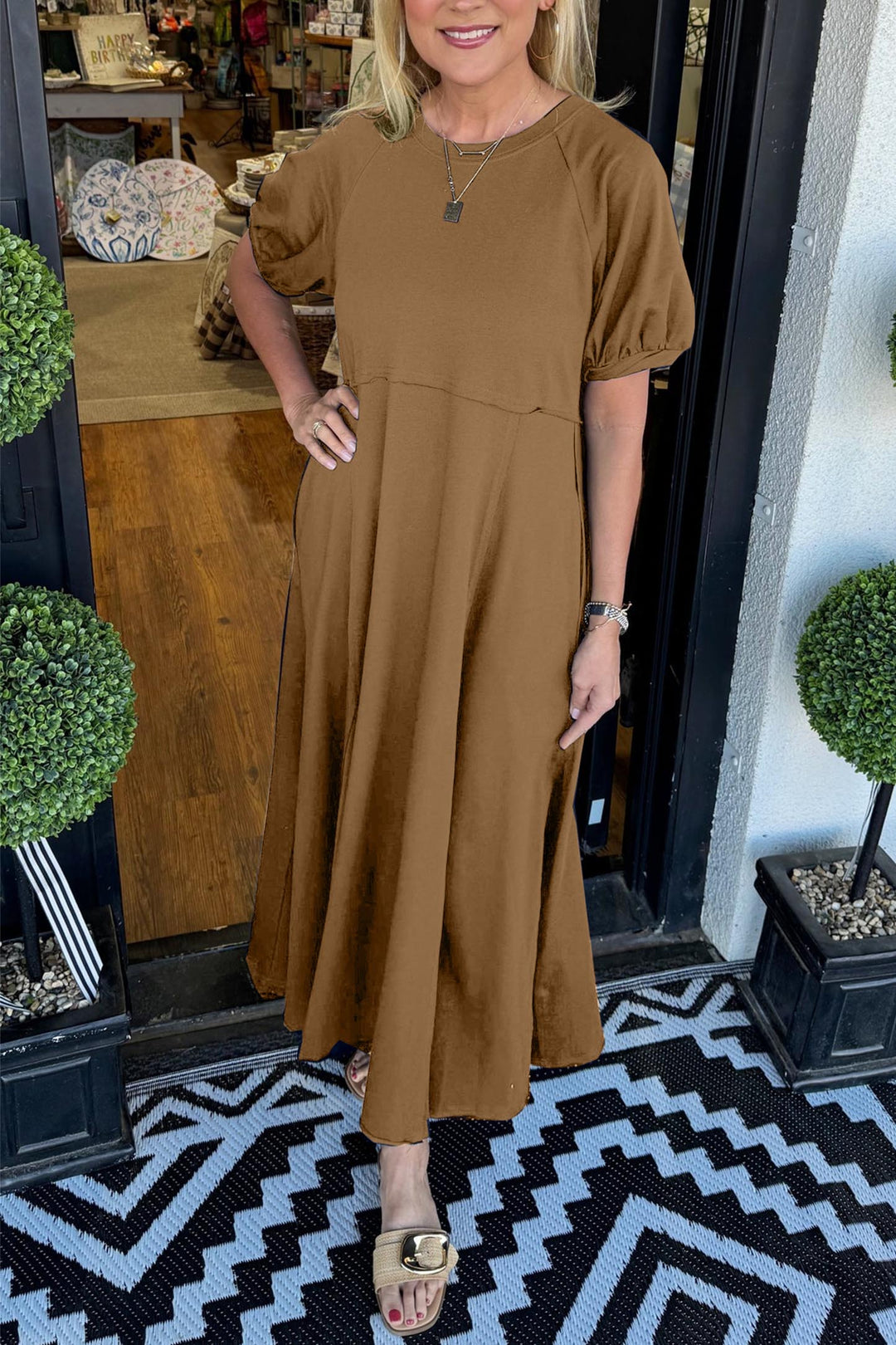 Elis | Women's Solid Color Puff Sleeve Round Neck Long Dress
